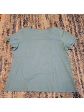 CHRISTOPHER & Banks tshirt size XL
